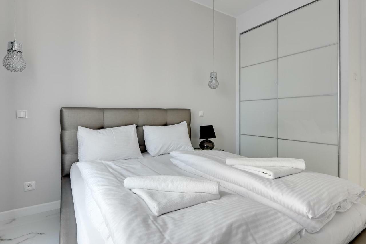 Luxury Long Island Suite غدانسك المظهر الخارجي الصورة