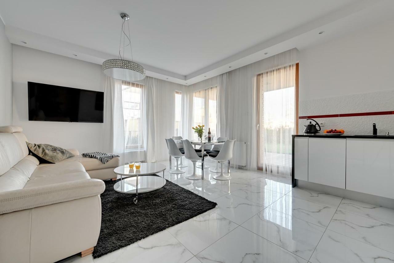 Luxury Long Island Suite غدانسك المظهر الخارجي الصورة