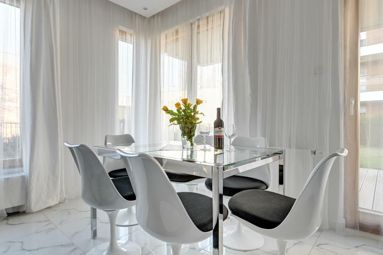Luxury Long Island Suite غدانسك المظهر الخارجي الصورة